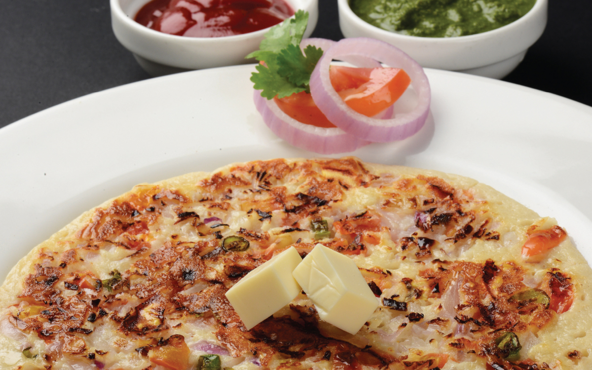 Onion Tomato With Cheese Uttapam