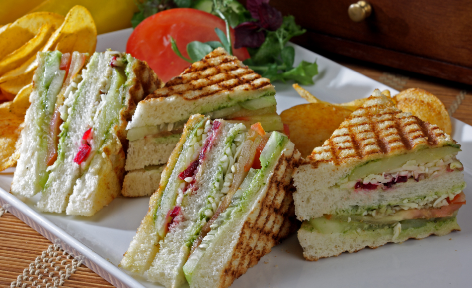 CLUB SANDWICH