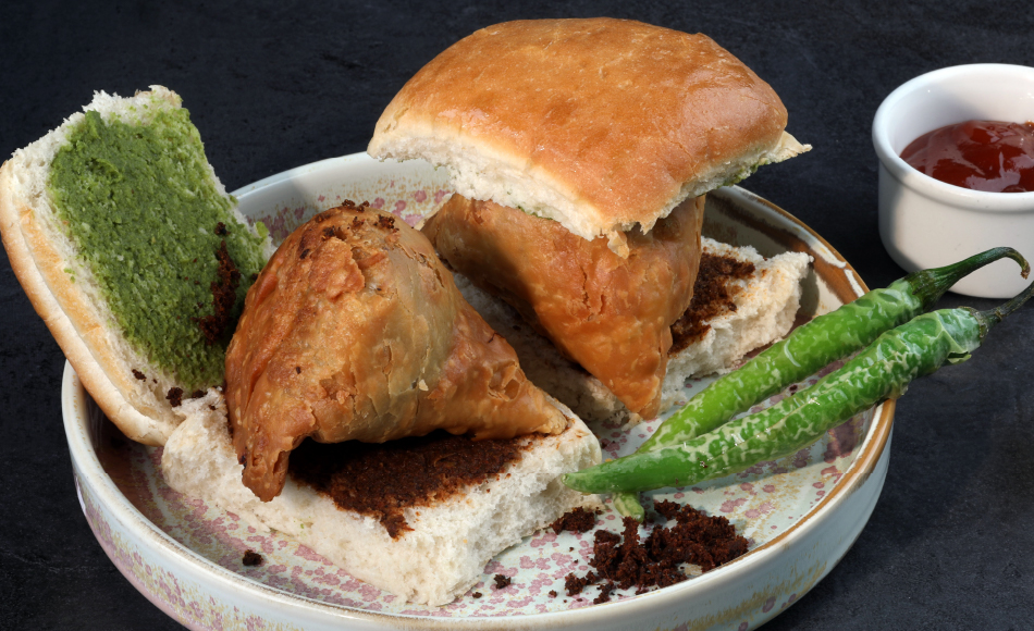 SAMOSA PAV (2 PCS)